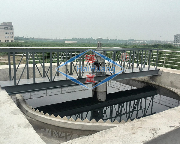 中心傳動刮泥機(jī).jpg